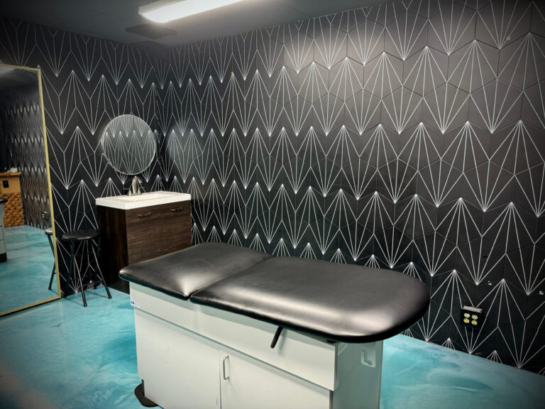 Atomic Tattoo and Piercing: Highway 183 location in Austin, Texas
