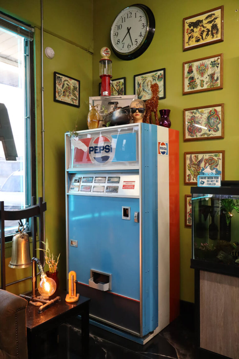 Atomic Tattoo and Piercing: Research location in Austin, Texas